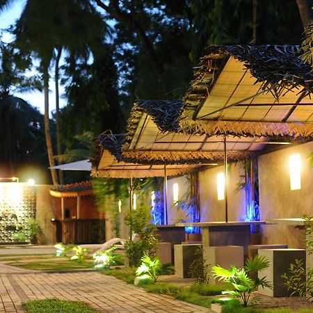 Hotel Tinaya Dambulla Exterior foto