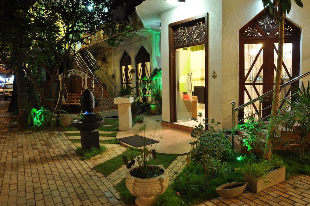 Hotel Tinaya Dambulla Exterior foto